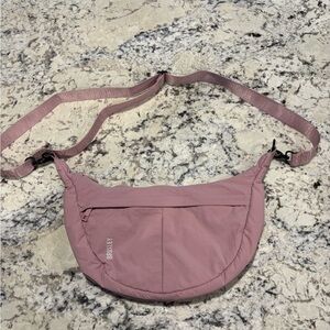 Brixley crescent bag - peony